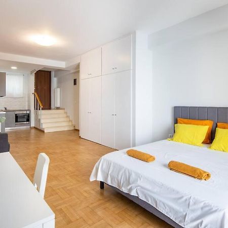 Newly Renovated, Quiet & Central Apartment In Kolonaki Athens Exterior photo