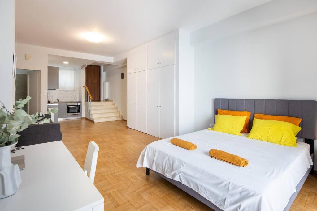 Newly Renovated, Quiet & Central Apartment In Kolonaki Athens Exterior photo
