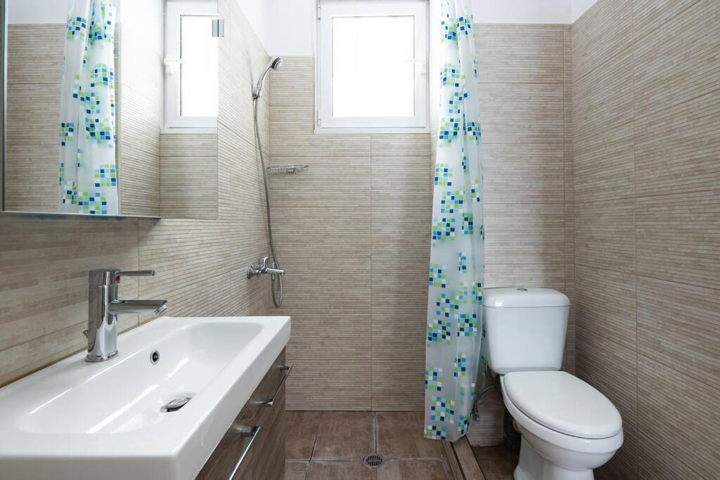 Newly Renovated, Quiet & Central Apartment In Kolonaki Athens Exterior photo